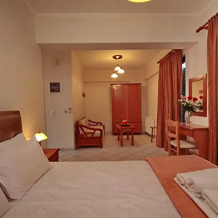 Aparthotel Efi *