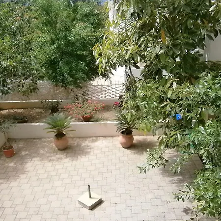 Aparthotel Efi