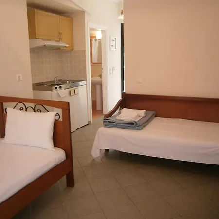 Aparthotel Efi
