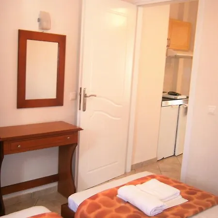 Efi Aparthotel